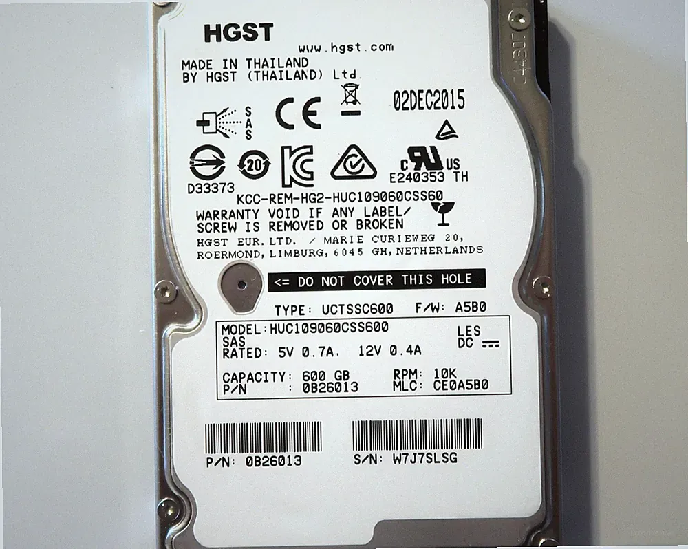Hitachi HUC109060CSS600 P/N:0B26013 10k 6Gbps 2.5" 600gb SAS hard drive