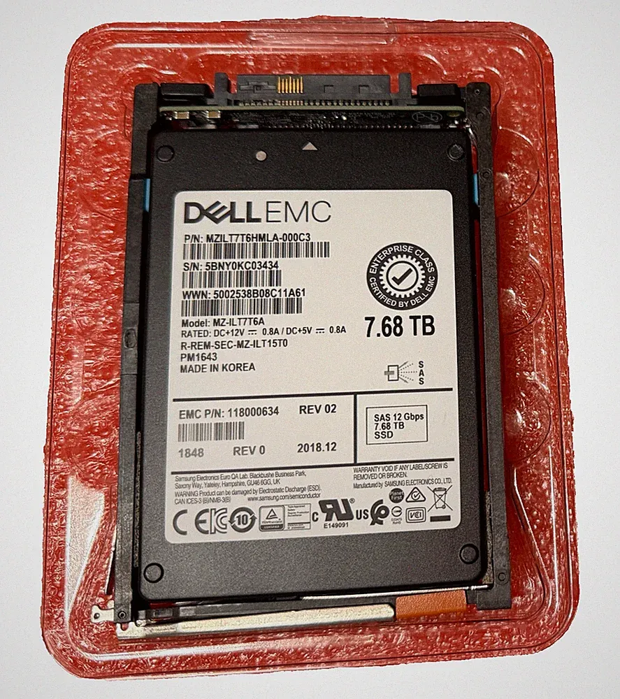 Samsung MZ-ILT7T6A 7.68TB 2.5" SAS SSD 12Gbps Dell EMC P/N 118000634